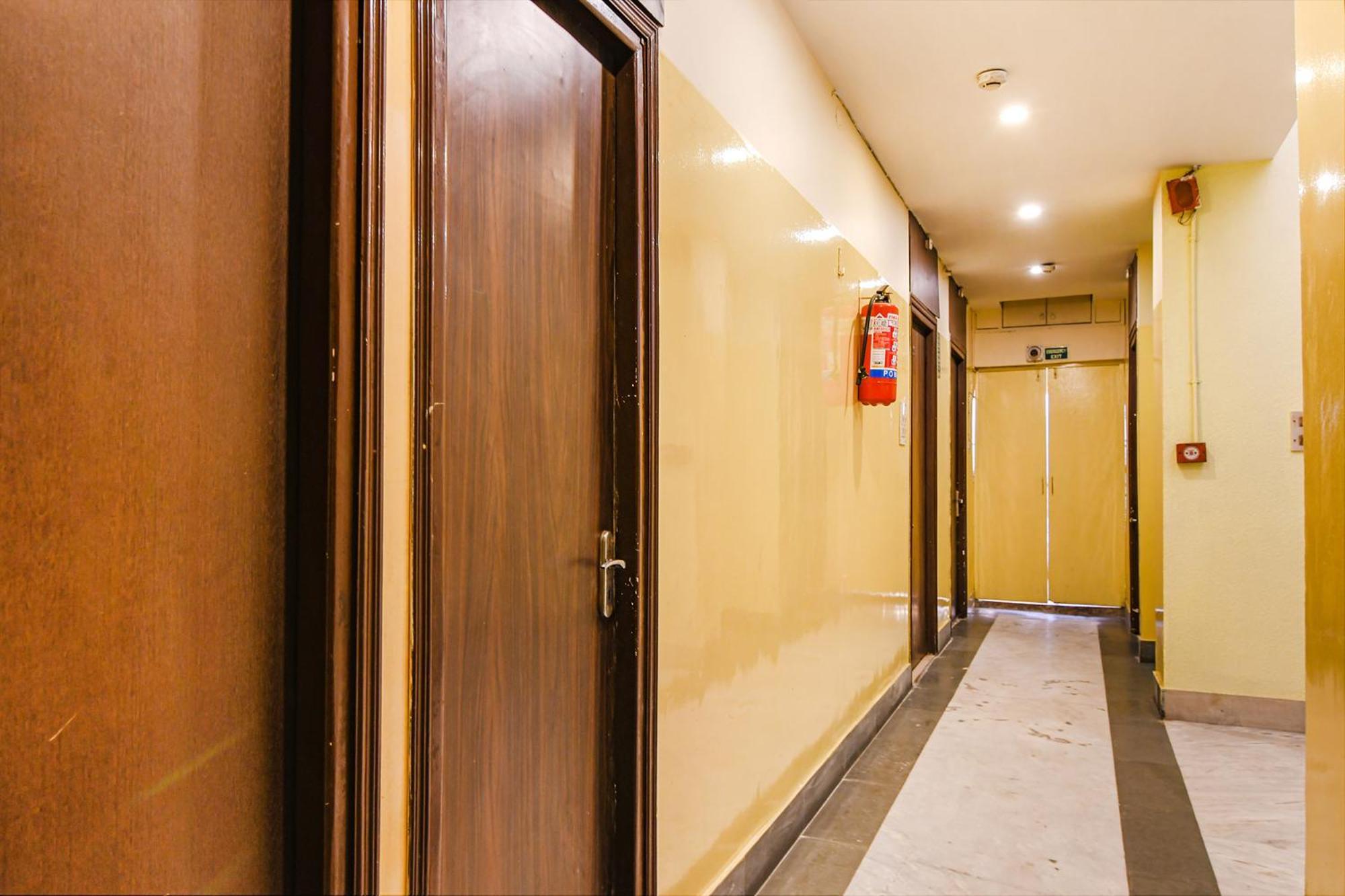 Fabhotel Aayash - Nr City Center Metro Station Калькутта Экстерьер фото