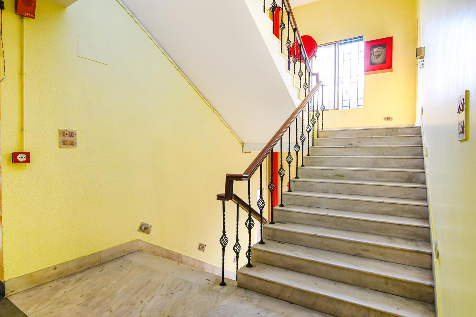Fabhotel Aayash - Nr City Center Metro Station Калькутта Экстерьер фото